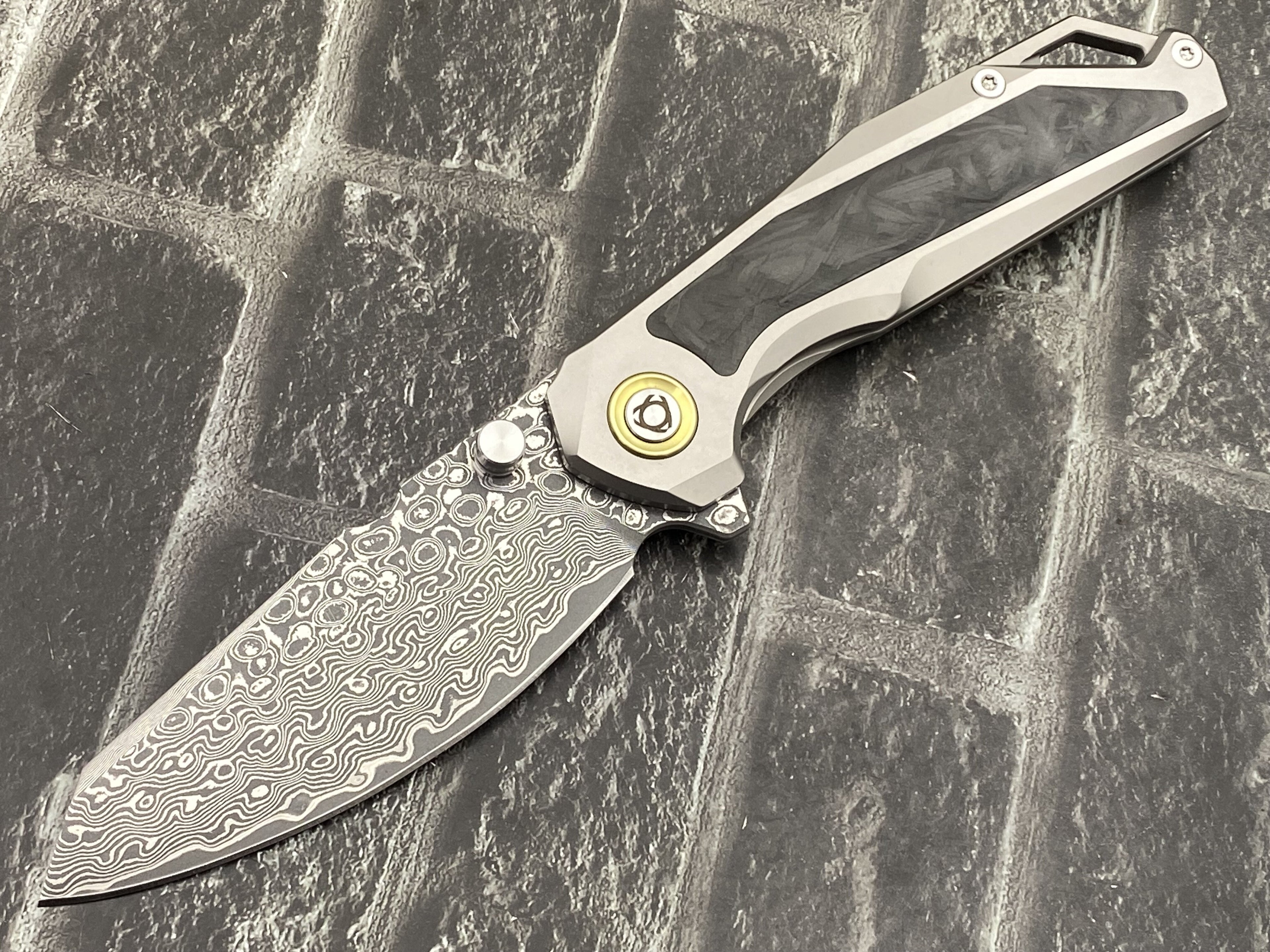 SixLeaf SL-108-CF-Black Folding Knife Damascus Blade Titanium/CF Handle Pocket Knife