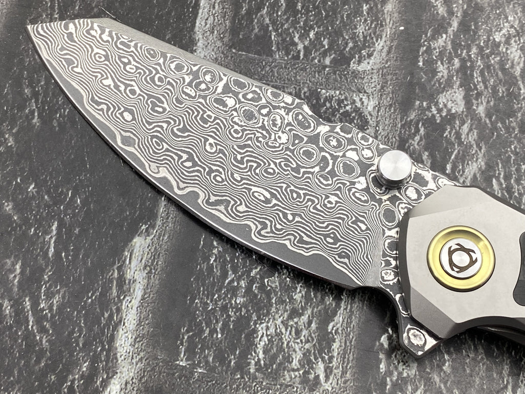 SixLeaf SL-108-CF-Black Folding Knife Damascus Blade Titanium/CF Handle Pocket Knife