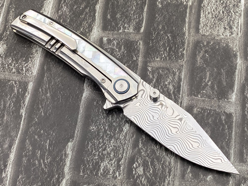 SixLeaf SL-104-shell Folding Knife Damascus Blade Titanium+mother of pearl Handle Pocket Knife